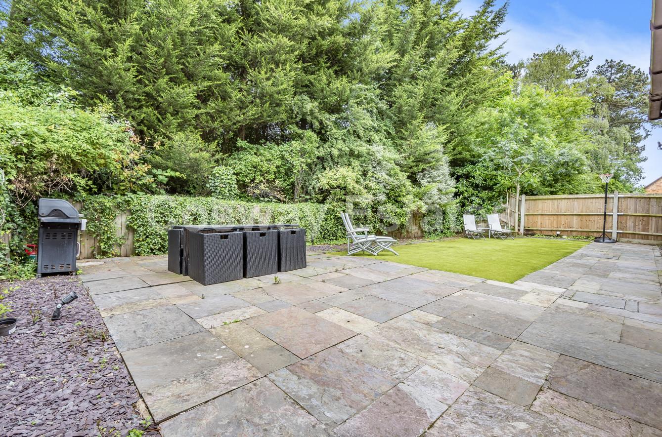 Priory Field Drive, Edgware